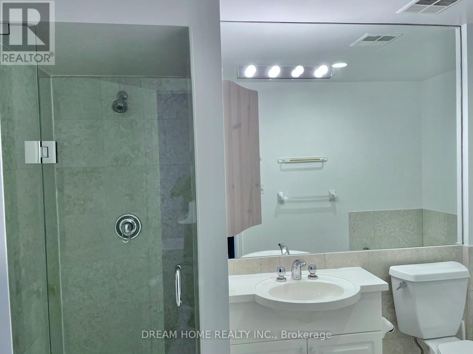 1207 - 102 Bloor Street W, Toronto, Ontario  M5S 1M8 - Photo 5 - C12212641