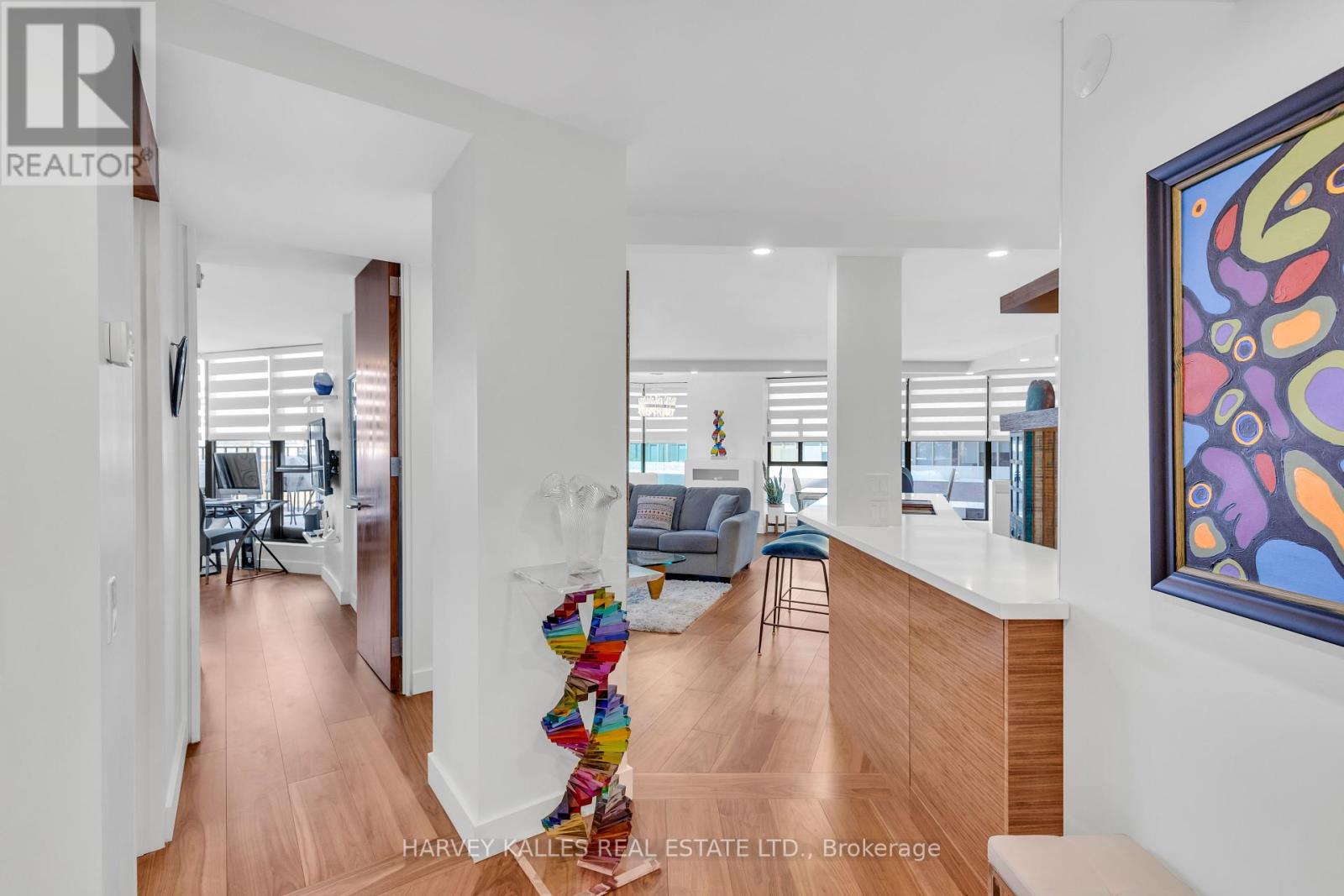 402 - 1331 Bay Street, Toronto (Annex), Ontario  M5R 2C4 - Photo 5 - C12212649