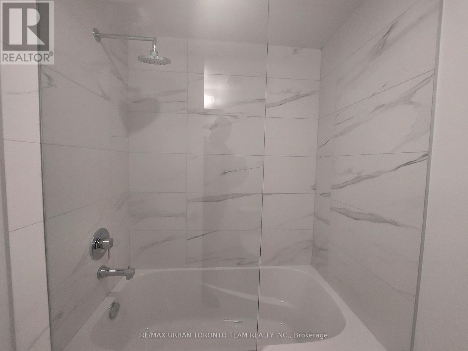 1907 - 55 Cooper Street, Toronto (Waterfront Communities), Ontario  M5E 0G1 - Photo 10 - C12212660