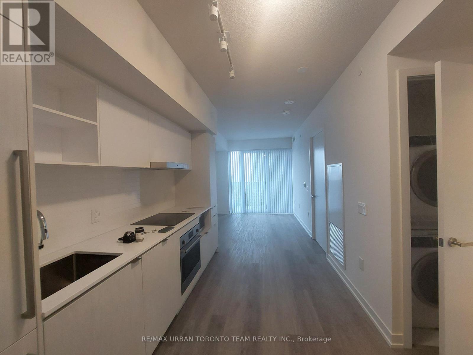 1907 - 55 Cooper Street, Toronto (Waterfront Communities), Ontario  M5E 0G1 - Photo 2 - C12212660