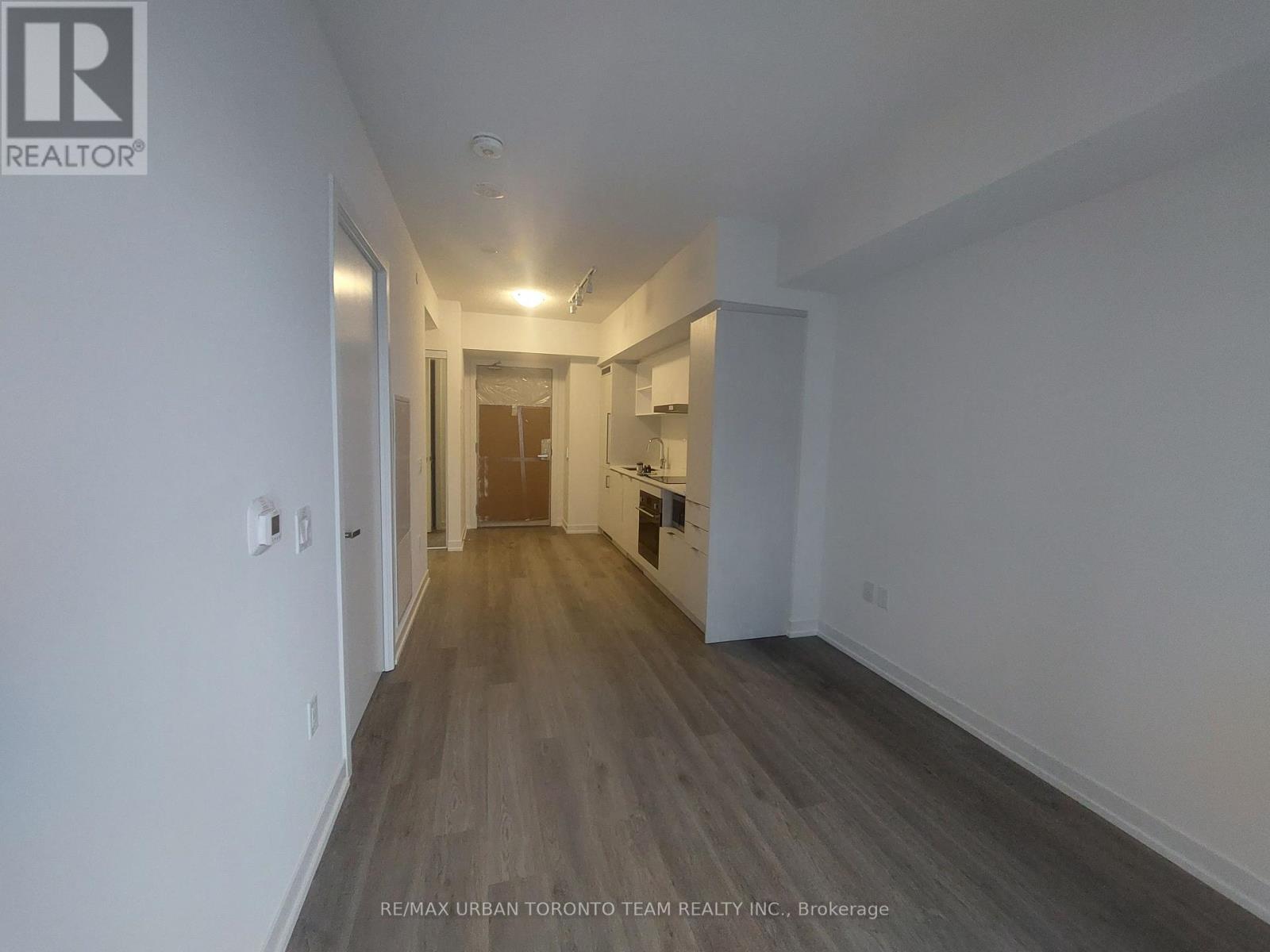 1907 - 55 Cooper Street, Toronto (Waterfront Communities), Ontario  M5E 0G1 - Photo 4 - C12212660