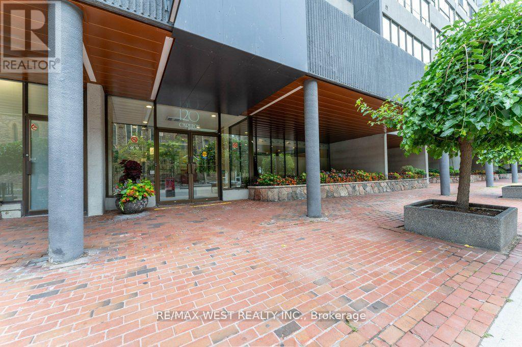 415 - 120 Carlton Street, Toronto (Cabbagetown-South St. James Town), Ontario  M5A 4K2 - Photo 5 - C12212663