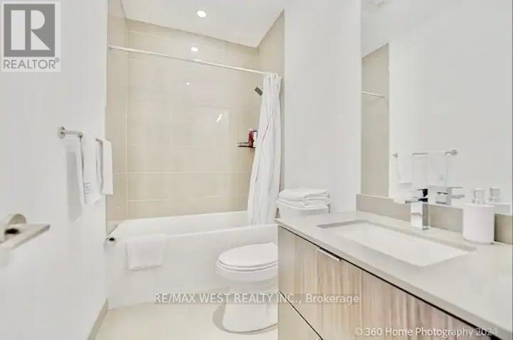 4905 - 395 Bloor Street E, Toronto (North St. James Town), Ontario  M4W 1H7 - Photo 5 - C12212678