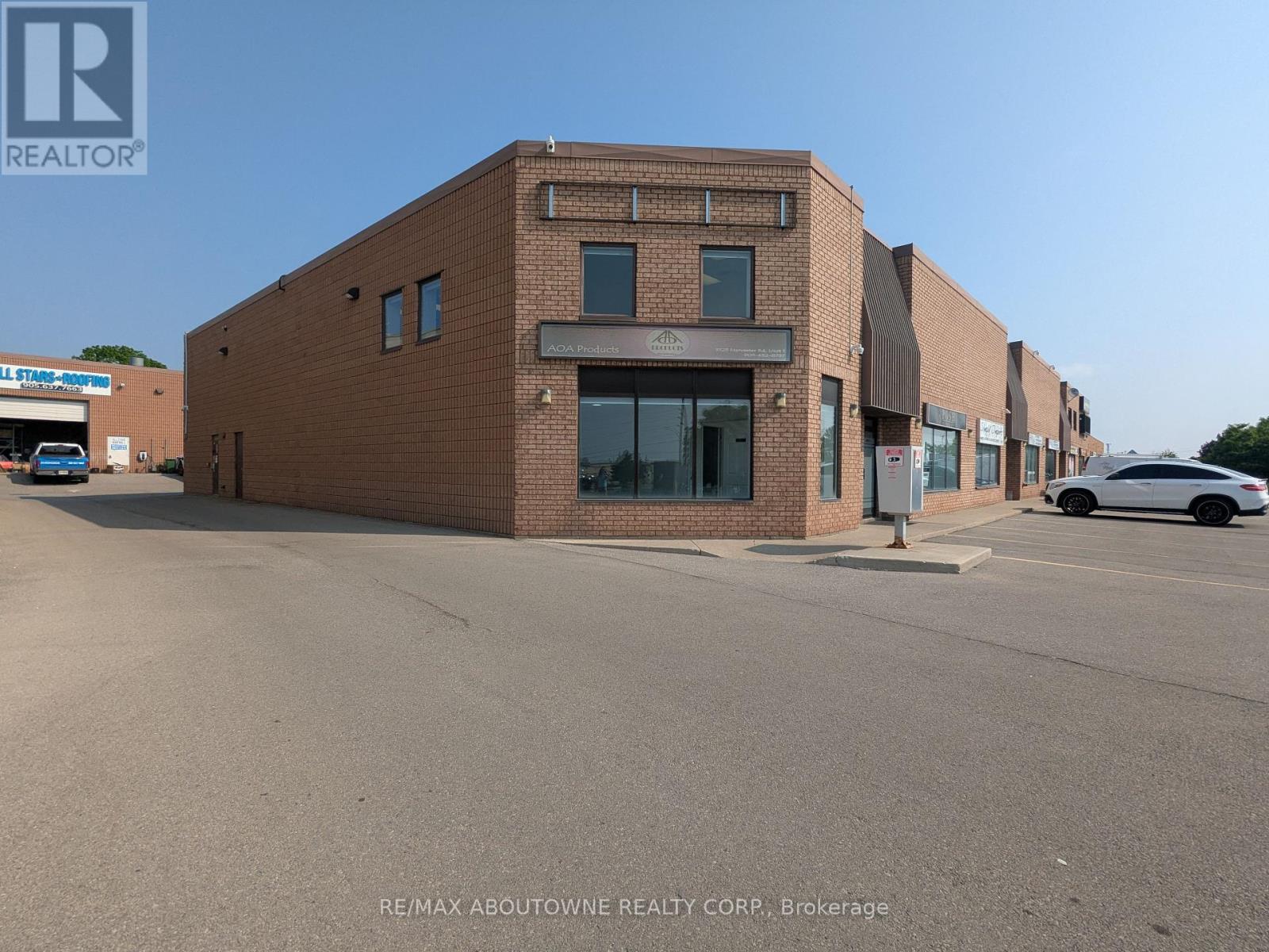 1 - 5125 HARVESTER ROAD, Burlington, Ontario