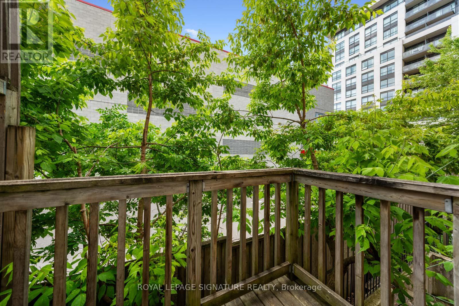 5 Ice Cream Lane, Toronto (East End-Danforth), Ontario  M4C 5T1 - Photo 17 - E12212644