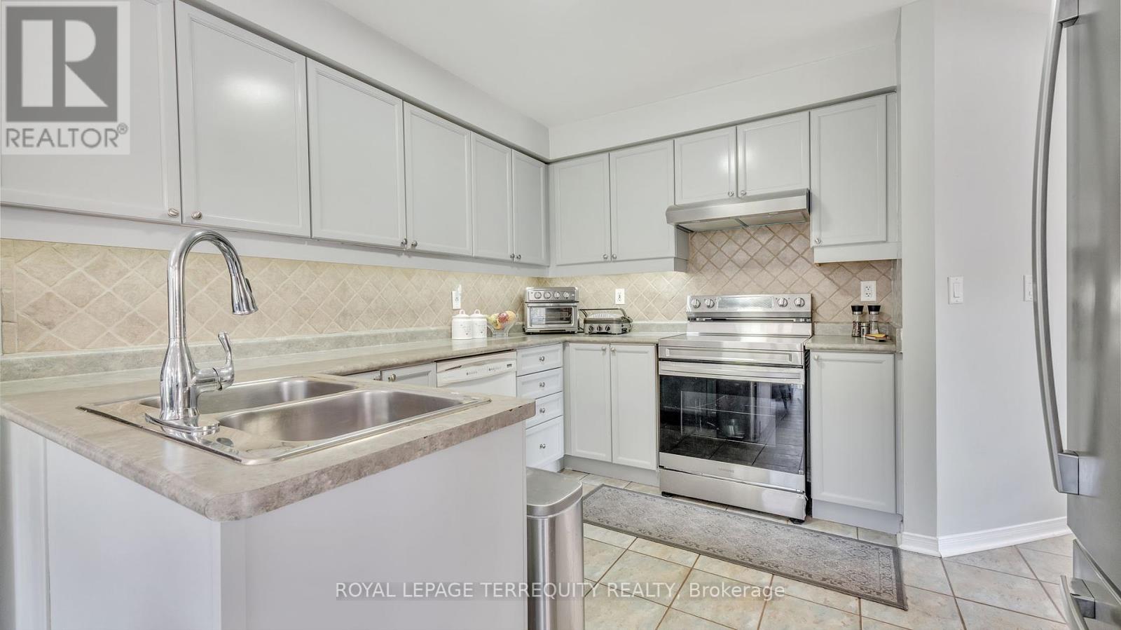 55 Beaumaris Crescent, Whitby (Brooklin), Ontario  L1M 2H4 - Photo 16 - E12212647