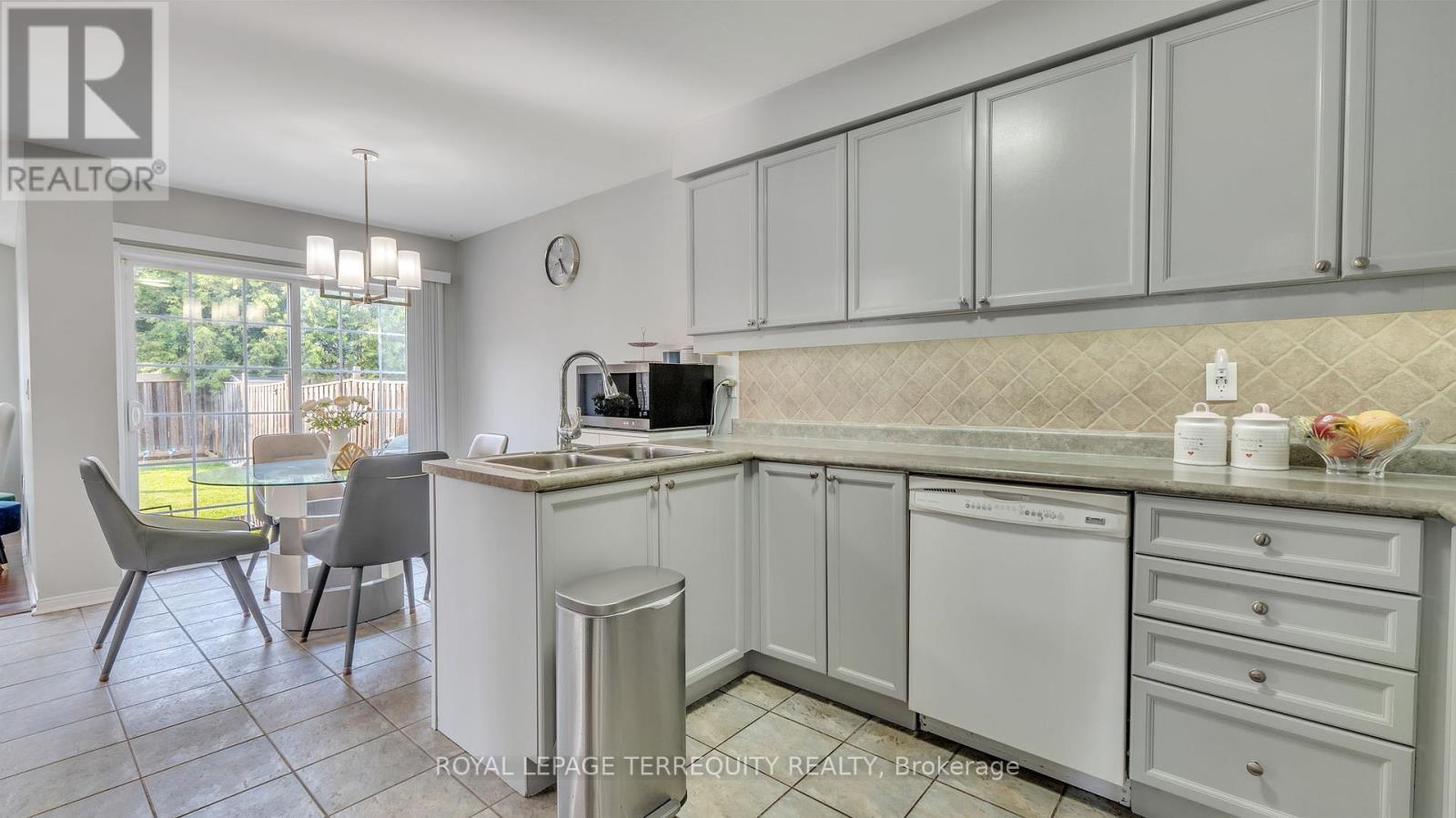 55 Beaumaris Crescent, Whitby (Brooklin), Ontario  L1M 2H4 - Photo 17 - E12212647