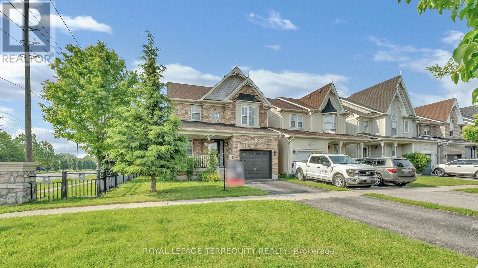 55 Beaumaris Crescent, Whitby (Brooklin), Ontario  L1M 2H4 - Photo 4 - E12212647