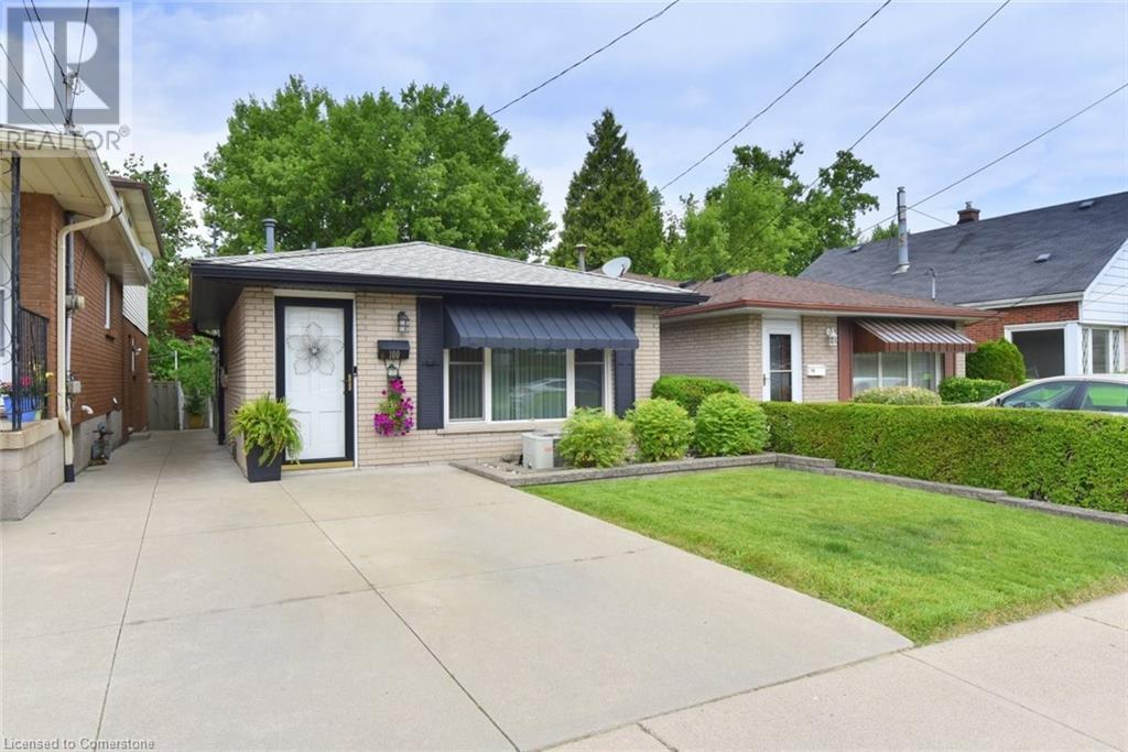 100 Whitney Avenue, Hamilton, Ontario  L8S 2G5 - Photo 2 - 40739593