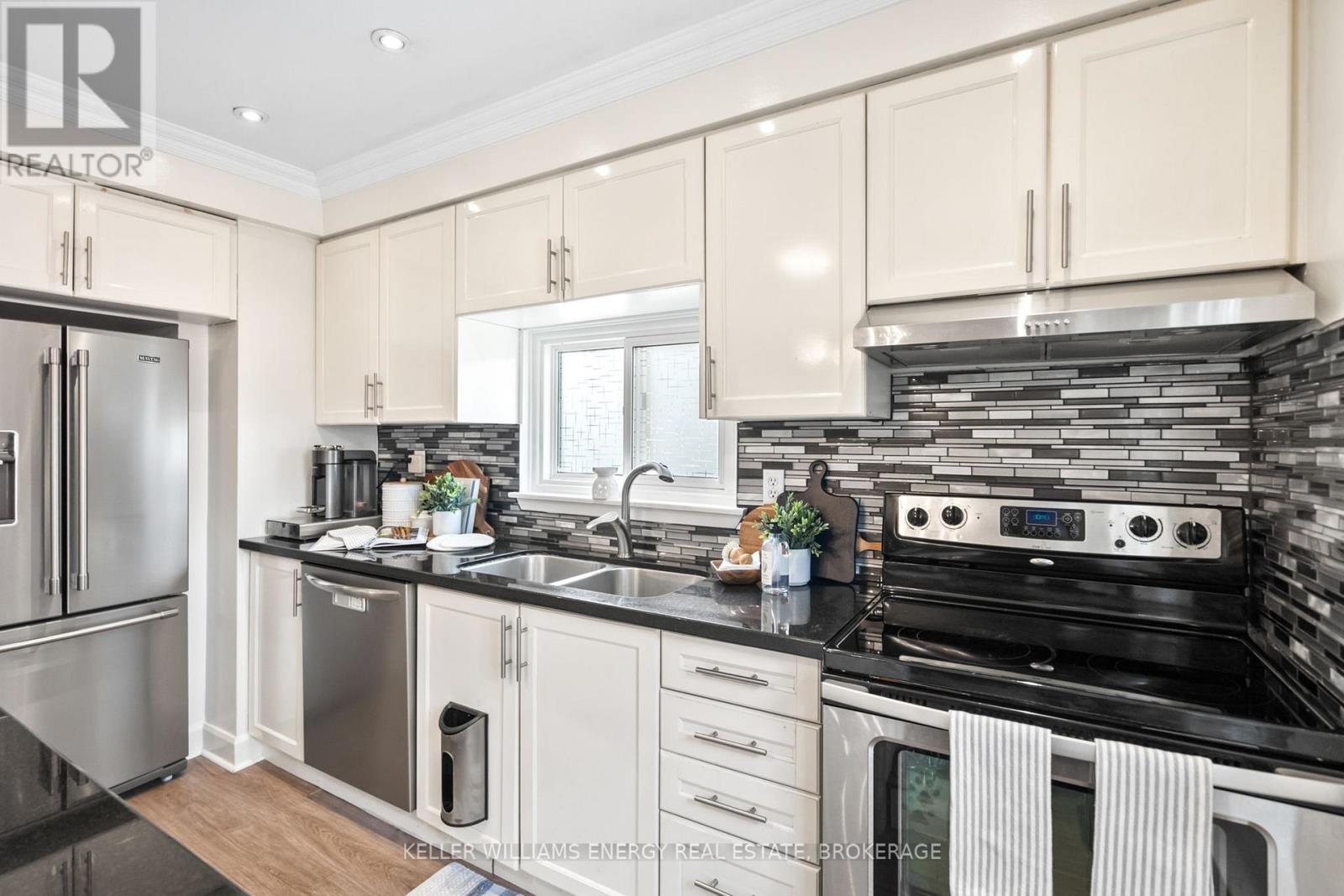 754 Hillcroft Street, Oshawa, Ontario  L1G 7H6 - Photo 12 - E12212781