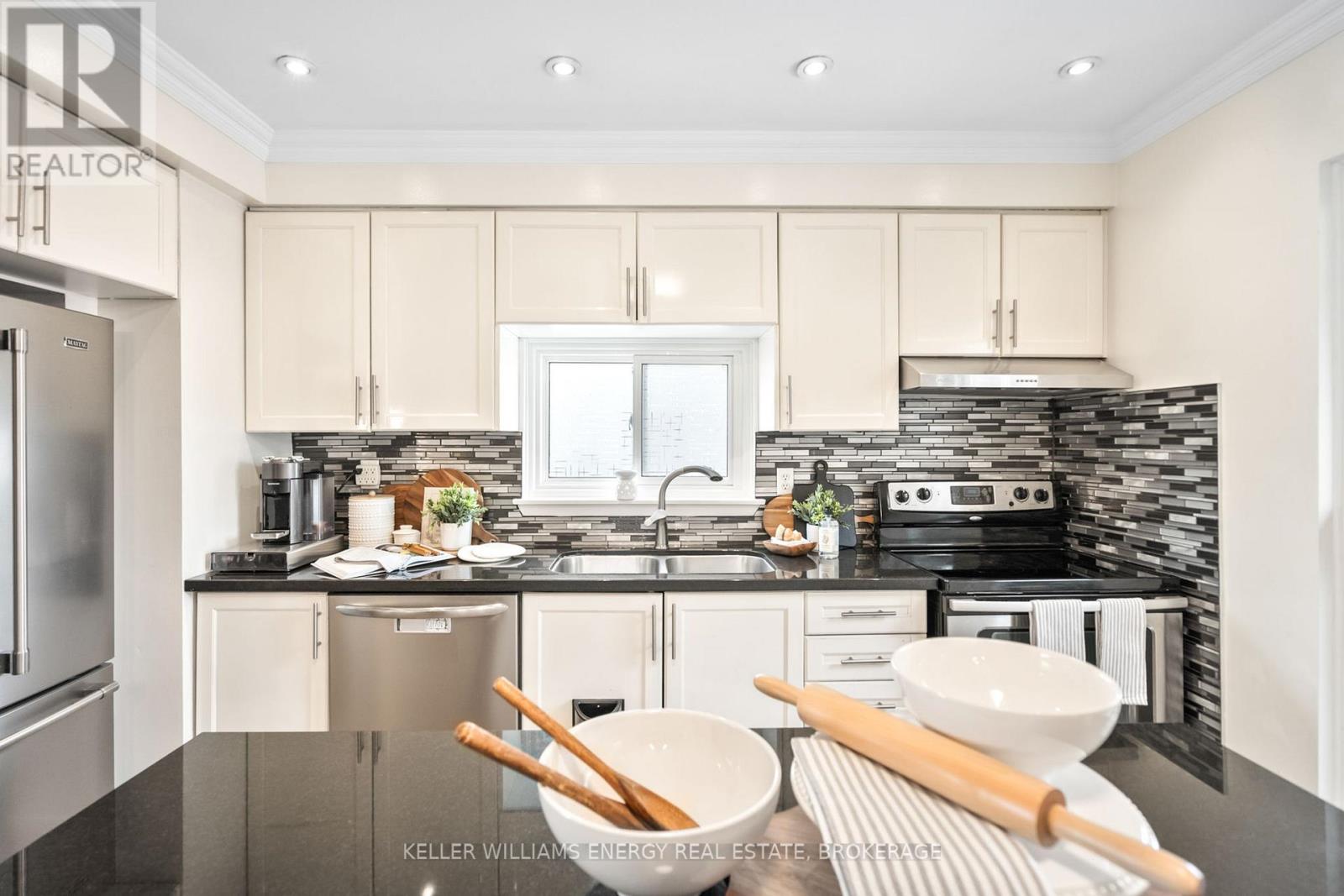 754 Hillcroft Street, Oshawa, Ontario  L1G 7H6 - Photo 4 - E12212781
