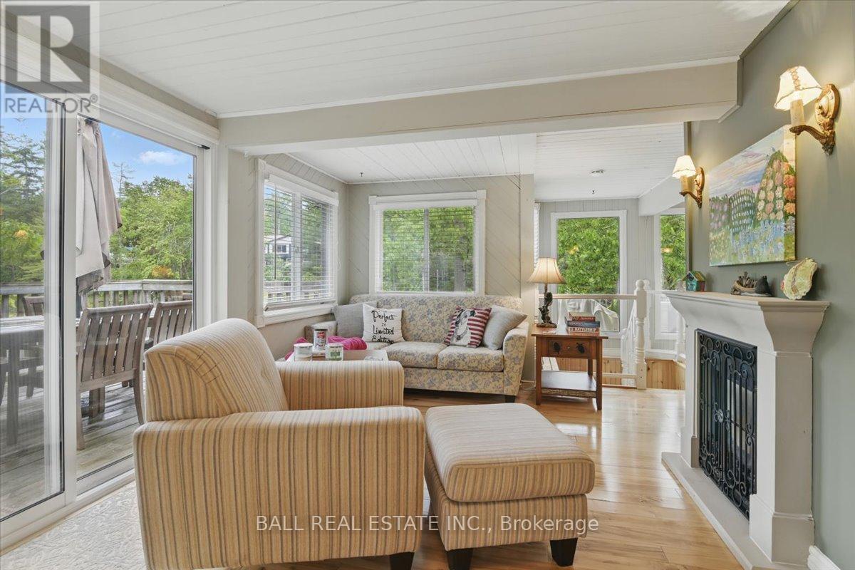 3559 Harbour Point Lane, Smith-Ennismore-Lakefield, Ontario K0L 2H0 - Photo 11 - X12212810