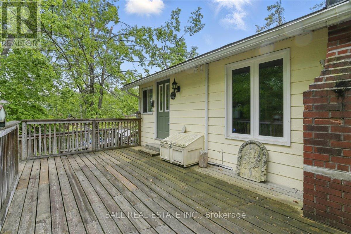 3559 Harbour Point Lane, Smith-Ennismore-Lakefield, Ontario K0L 2H0 - Photo 6 - X12212810