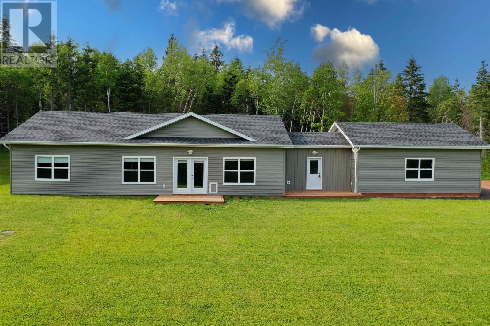 Property at 430 Toronto Road image 1