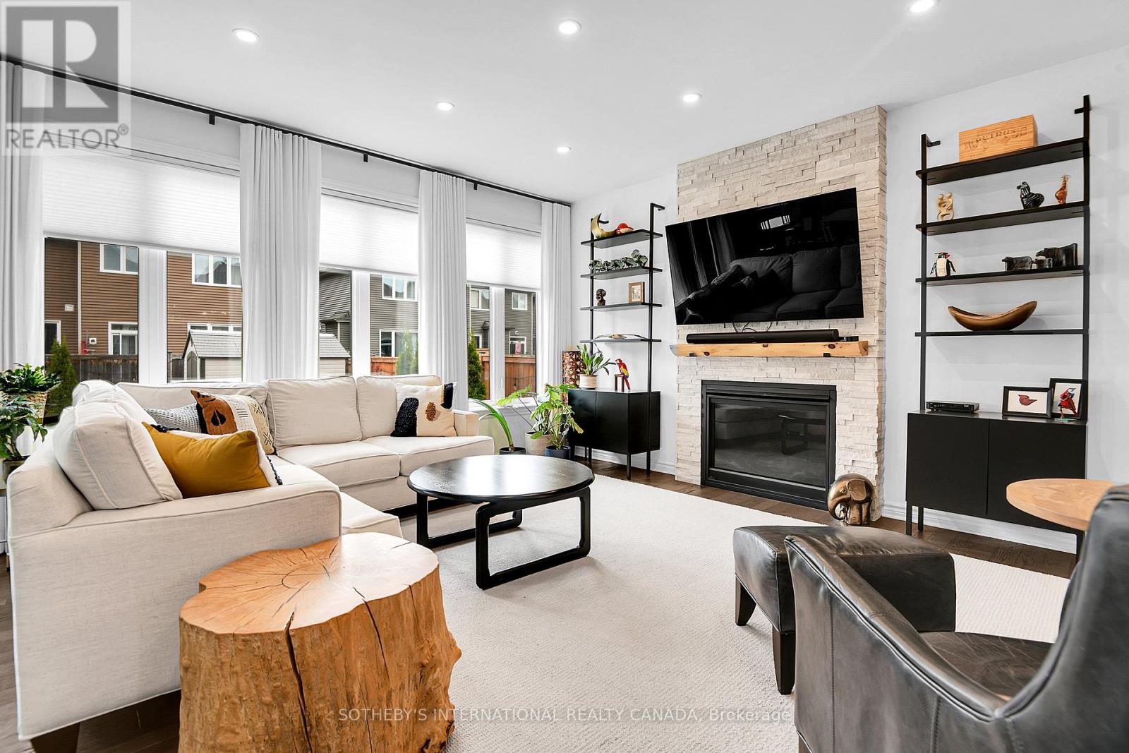727 Bunchberry Way, Ottawa, Ontario  K1T 3T8 - Photo 6 - X12156339