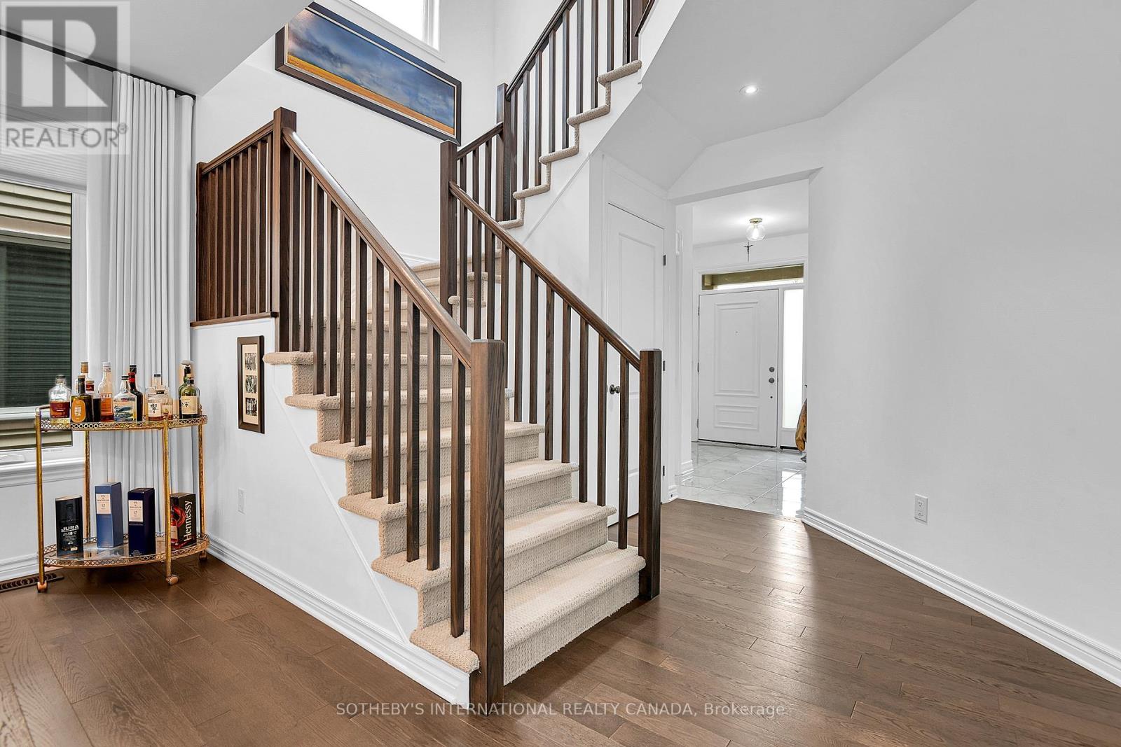 727 Bunchberry Way, Ottawa, Ontario  K1T 3T8 - Photo 4 - X12156339