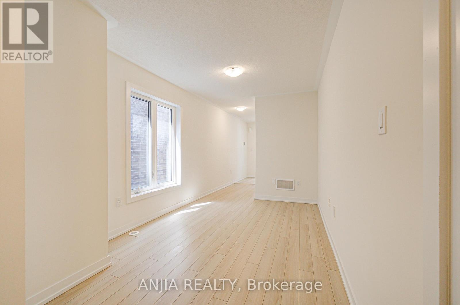 14 Riley Reed Lane, Richmond Hill, Ontario  L4S 1N5 - Photo 11 - N12212637