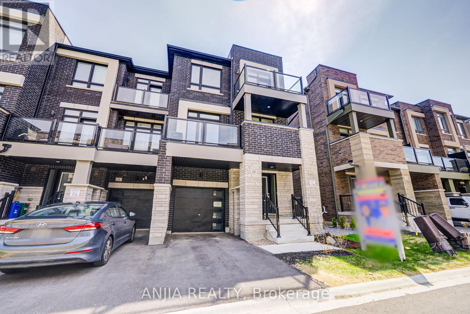 14 Riley Reed Lane, Richmond Hill, Ontario  L4S 1N5 - Photo 5 - N12212637