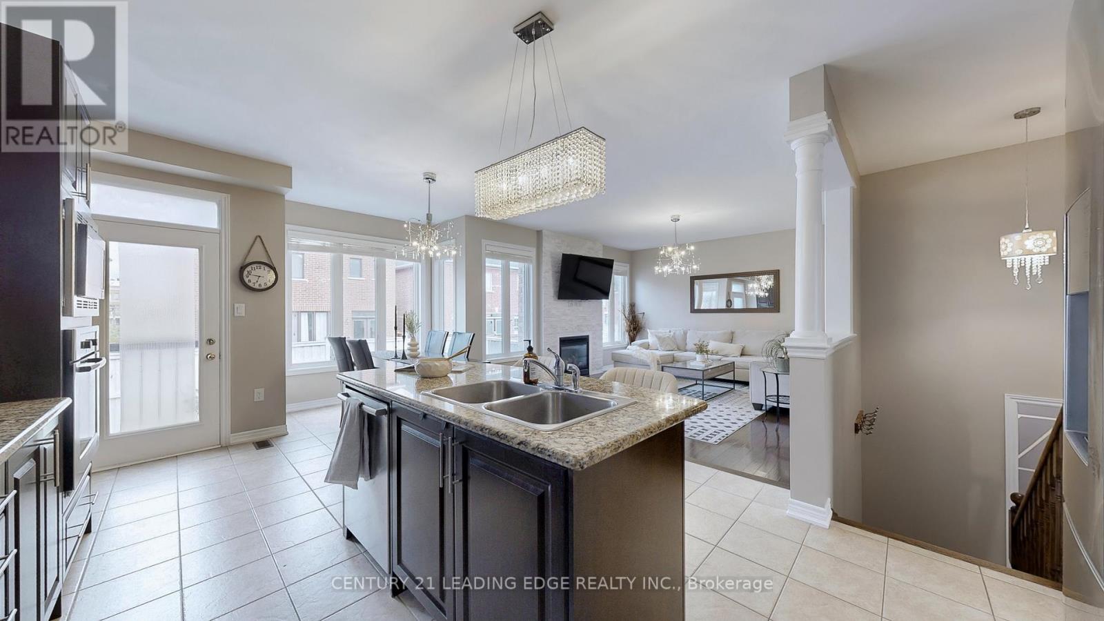 6 Kellington Trail, Whitchurch-Stouffville (Stouffville), Ontario  L4A 7X3 - Photo 13 - N12212656