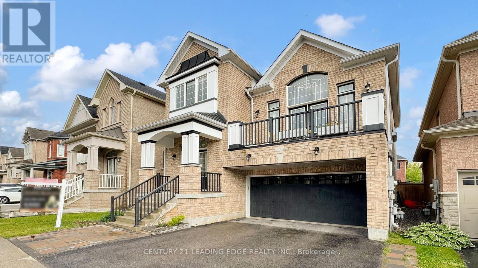 6 Kellington Trail, Whitchurch-Stouffville (Stouffville), Ontario  L4A 7X3 - Photo 2 - N12212656