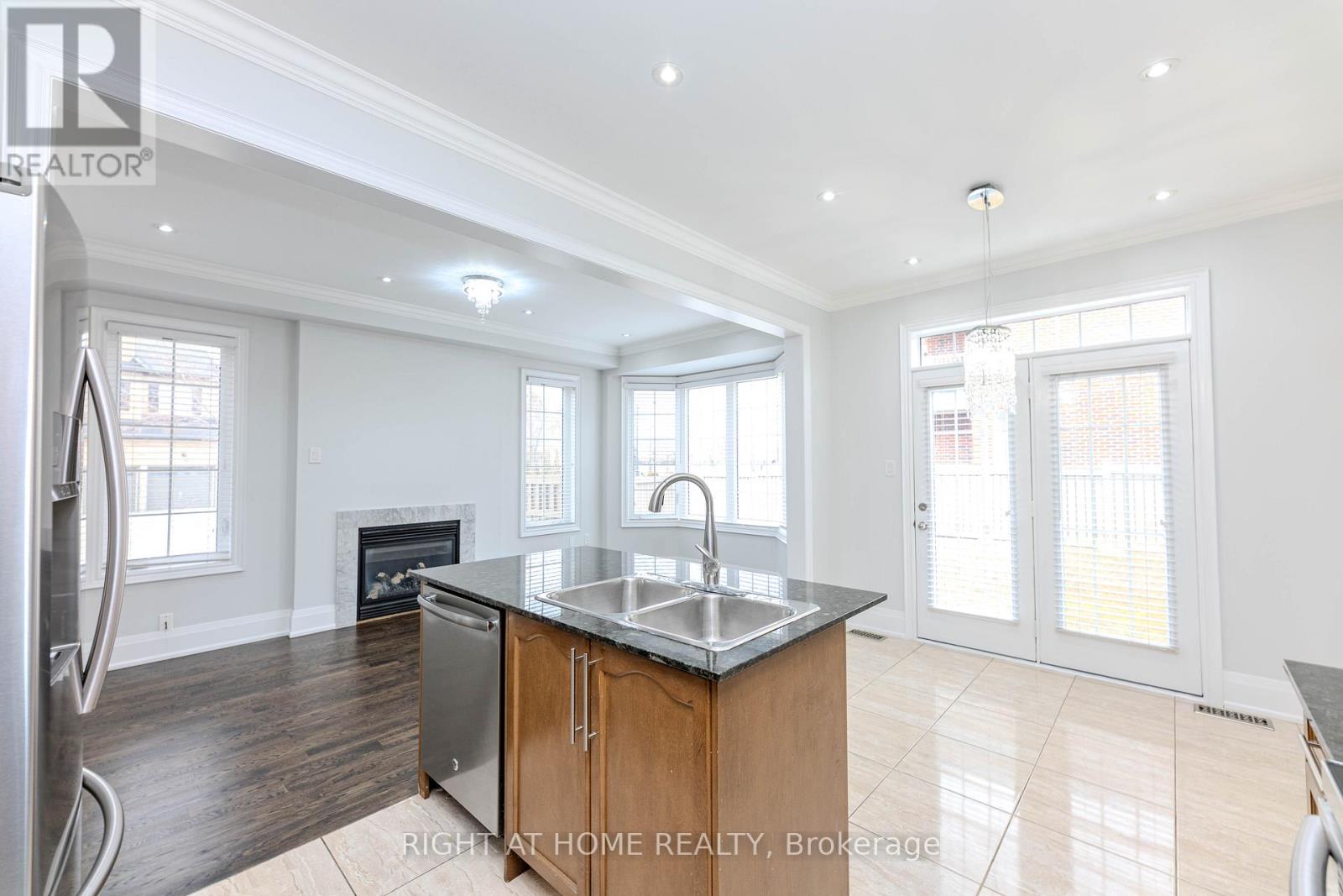 36 Herzl Street, Vaughan (Kleinburg), Ontario  L4H 3Y4 - Photo 19 - N12212684