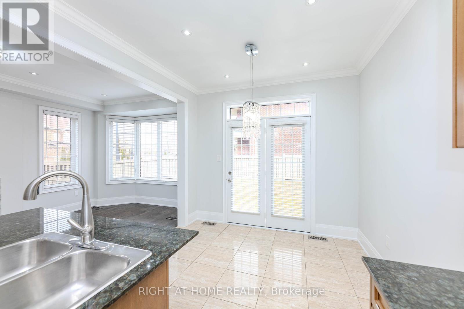36 Herzl Street, Vaughan (Kleinburg), Ontario  L4H 3Y4 - Photo 20 - N12212684