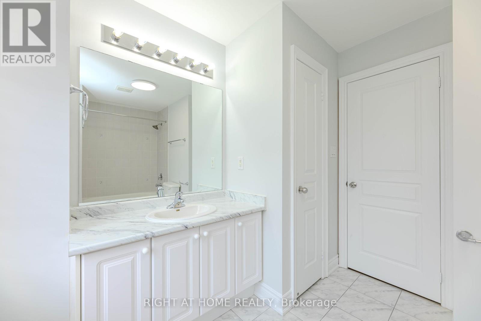 36 Herzl Street, Vaughan (Kleinburg), Ontario  L4H 3Y4 - Photo 38 - N12212684