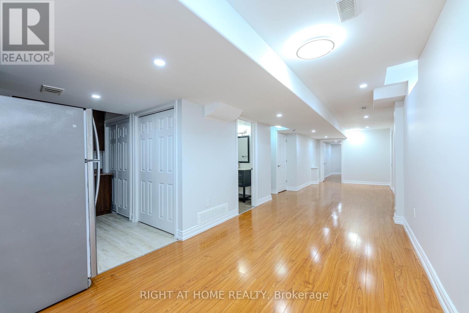36 Herzl Street, Vaughan (Kleinburg), Ontario  L4H 3Y4 - Photo 44 - N12212684