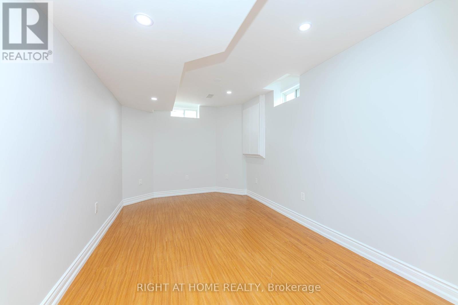 36 Herzl Street, Vaughan (Kleinburg), Ontario  L4H 3Y4 - Photo 50 - N12212684
