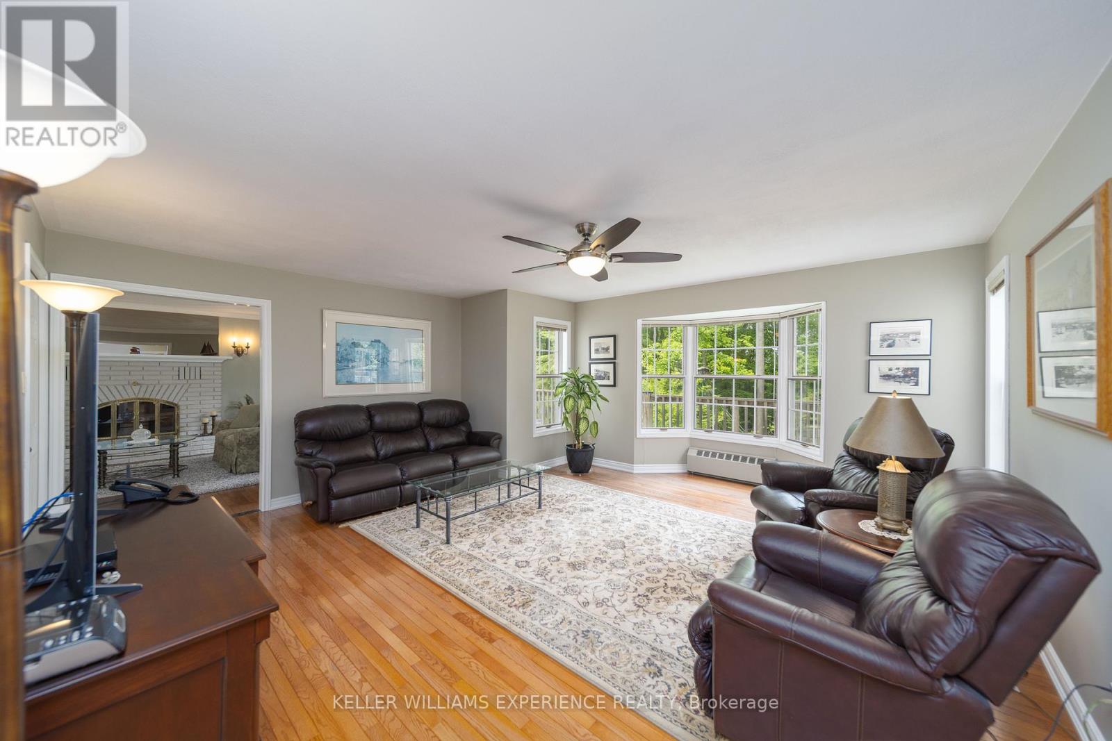 1836 Quantz Crescent, Innisfil, Ontario  L9S 1X2 - Photo 13 - N12212691