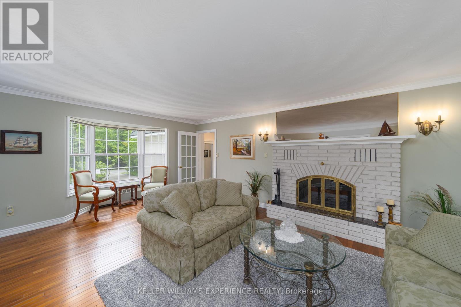 1836 Quantz Crescent, Innisfil, Ontario  L9S 1X2 - Photo 7 - N12212691
