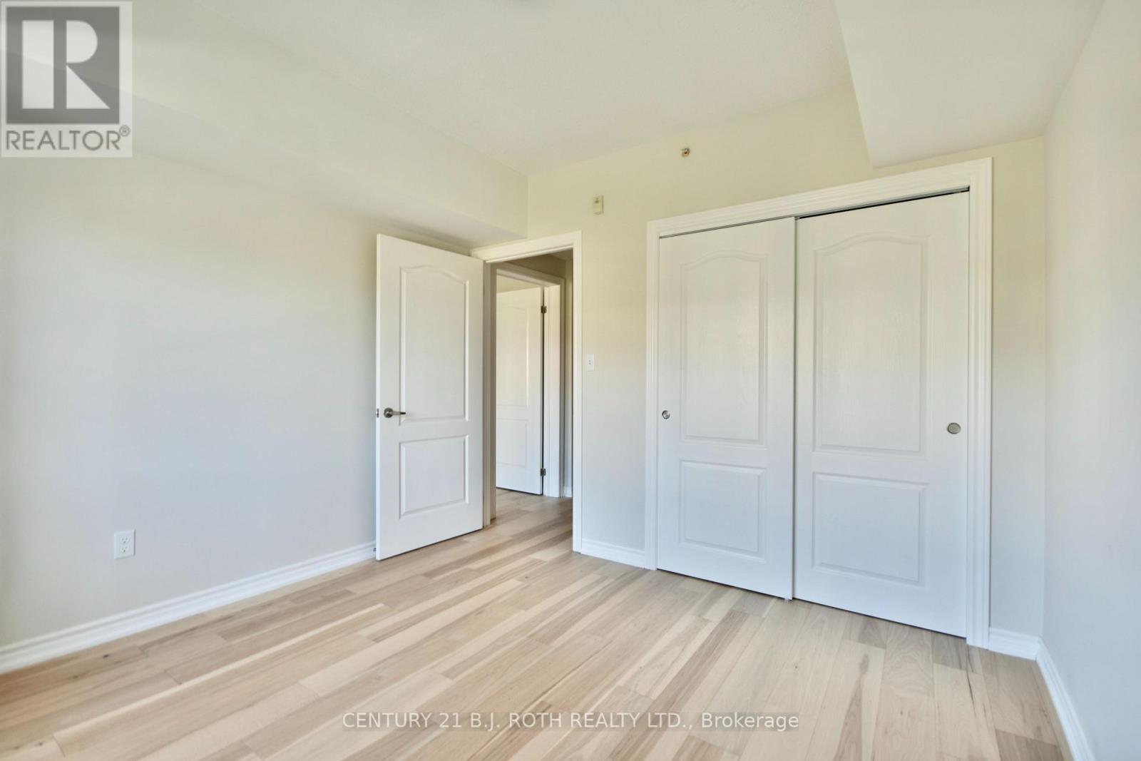 205 - 39 Ferndale Drive S, Barrie (Ardagh), Ontario  L4N 5T5 - Photo 14 - S12212658
