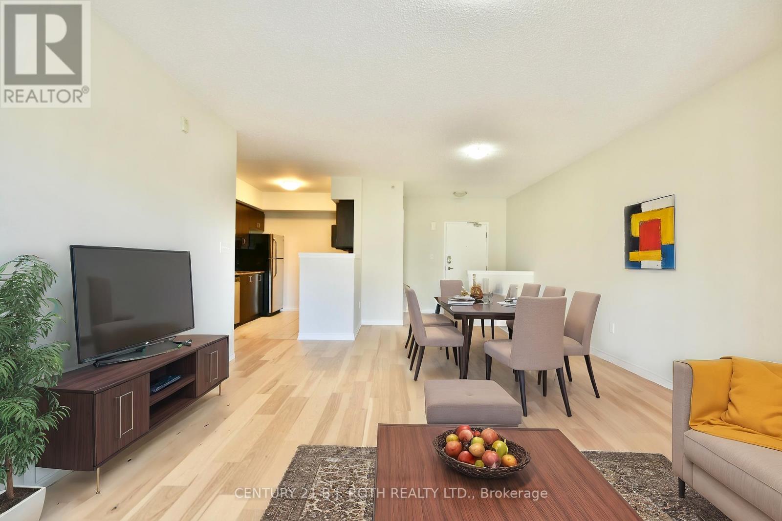 205 - 39 Ferndale Drive S, Barrie (Ardagh), Ontario  L4N 5T5 - Photo 7 - S12212658
