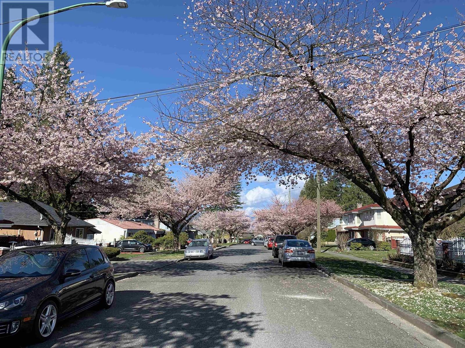 7606 ULSTER STREET, Burnaby, British Columbia