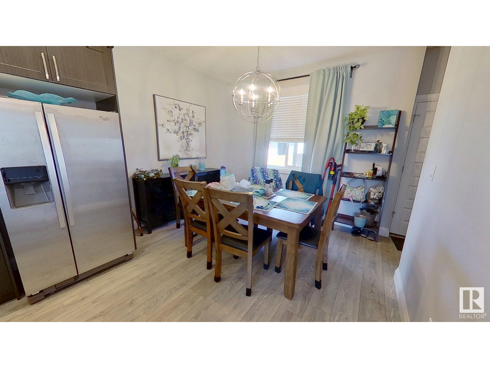 3632 8 Av Sw, Edmonton, Alberta  T6X 2G6 - Photo 5 - E4441673