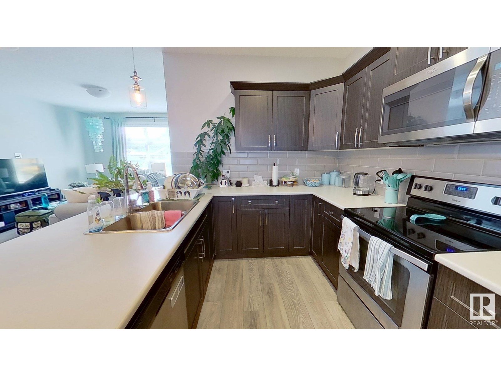 3632 8 Av Sw, Edmonton, Alberta  T6X 2G6 - Photo 6 - E4441673