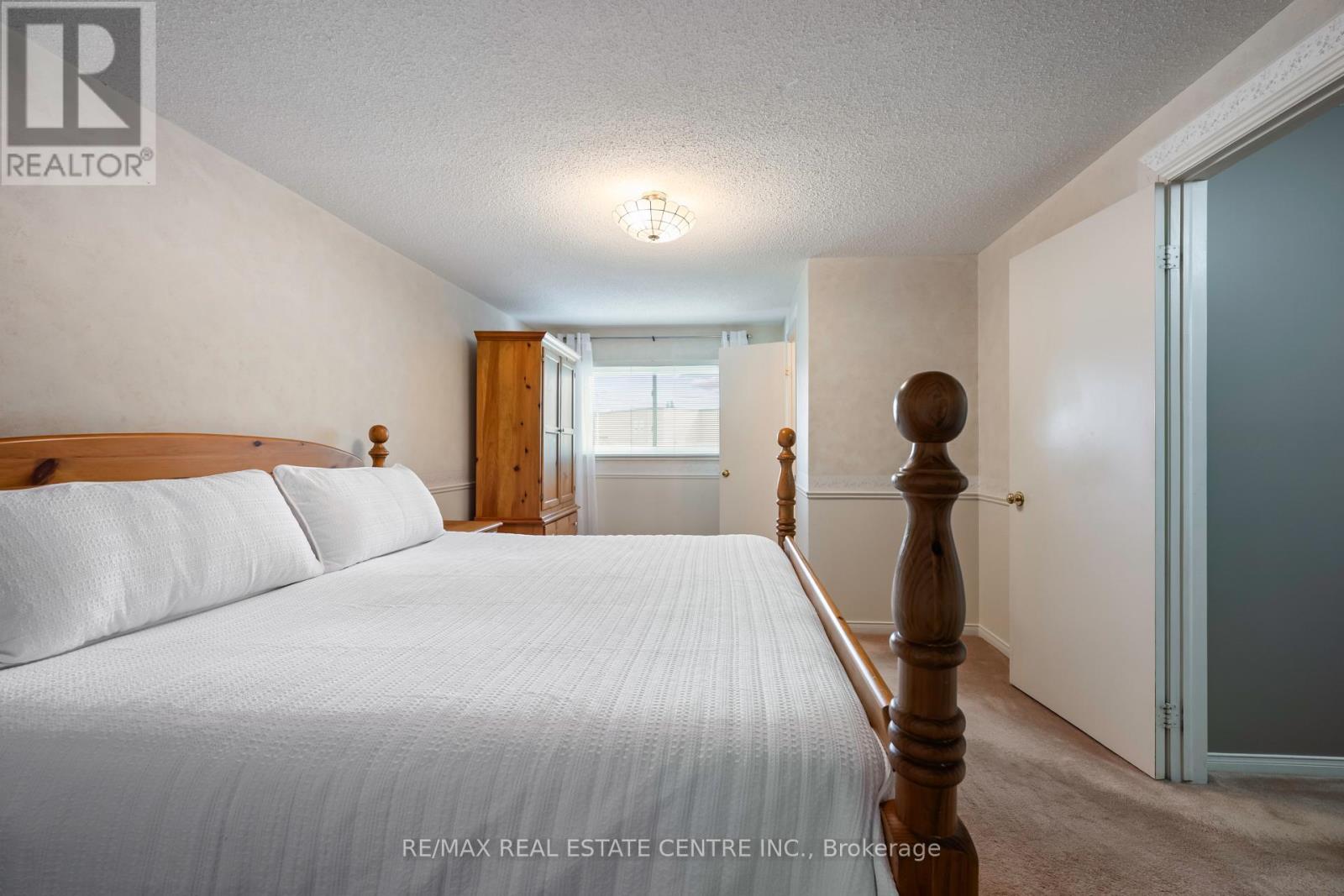8 Passmore Avenue, Orangeville, Ontario  L9W 4E2 - Photo 27 - W12212586