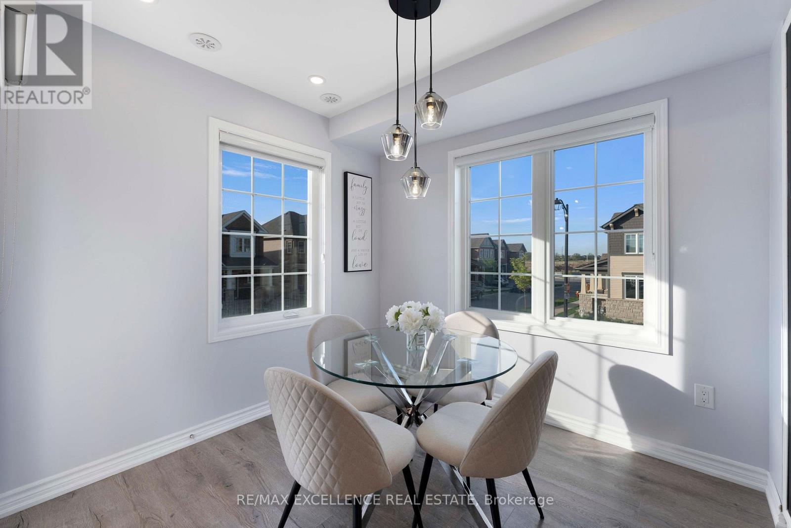 898 Ash Gate, Milton (Cb Cobban), Ontario  L9E 1R9 - Photo 13 - W12212593