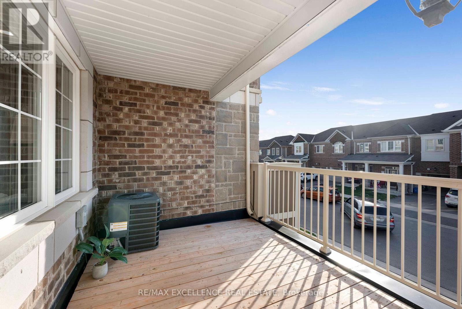 898 Ash Gate, Milton (Cb Cobban), Ontario  L9E 1R9 - Photo 19 - W12212593