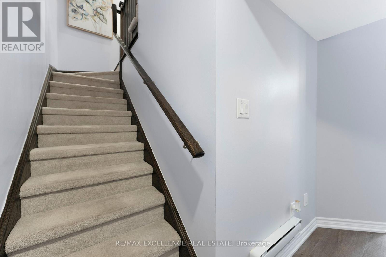 898 Ash Gate, Milton (Cb Cobban), Ontario  L9E 1R9 - Photo 6 - W12212593