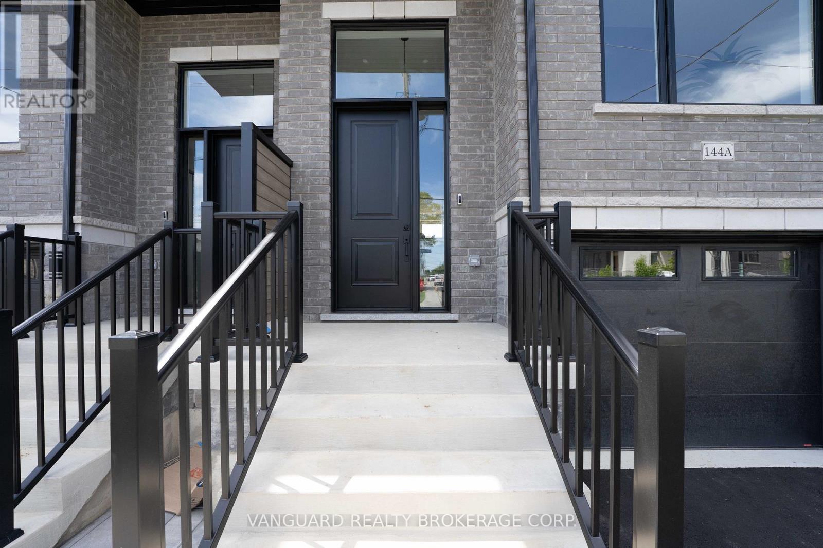 A - 144 Winston Park Boulevard, Toronto, Ontario  M3K 1C5 - Photo 10 - W12212601
