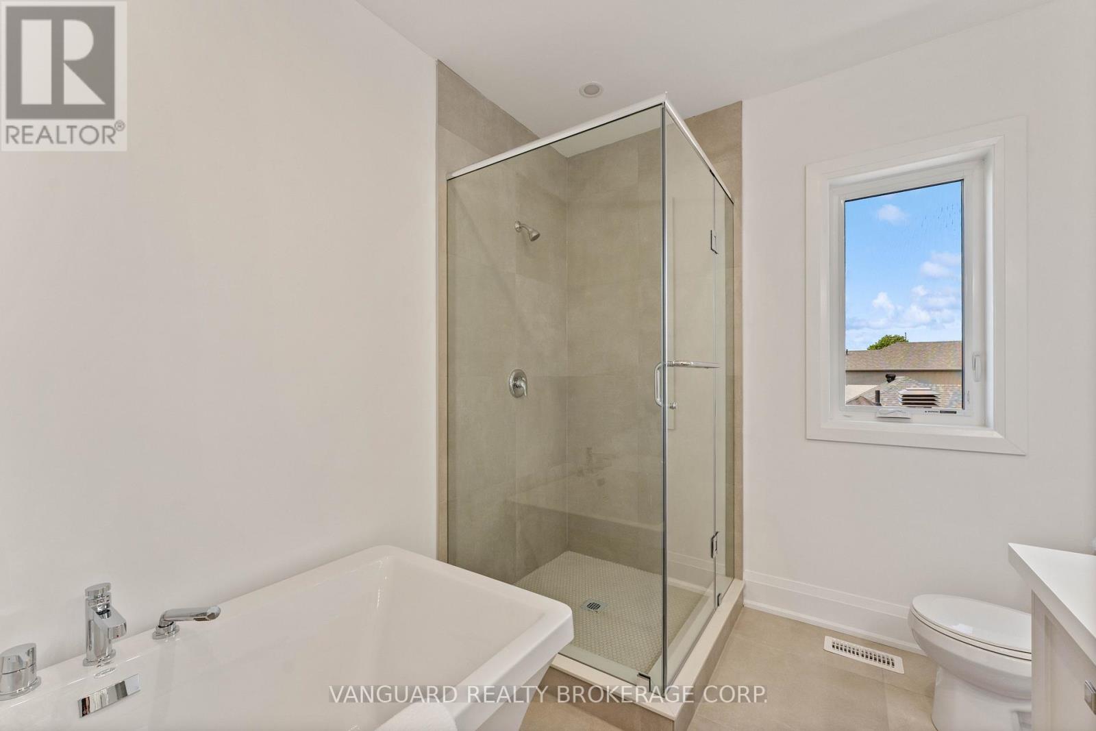 A - 144 Winston Park Boulevard, Toronto, Ontario  M3K 1C5 - Photo 32 - W12212601