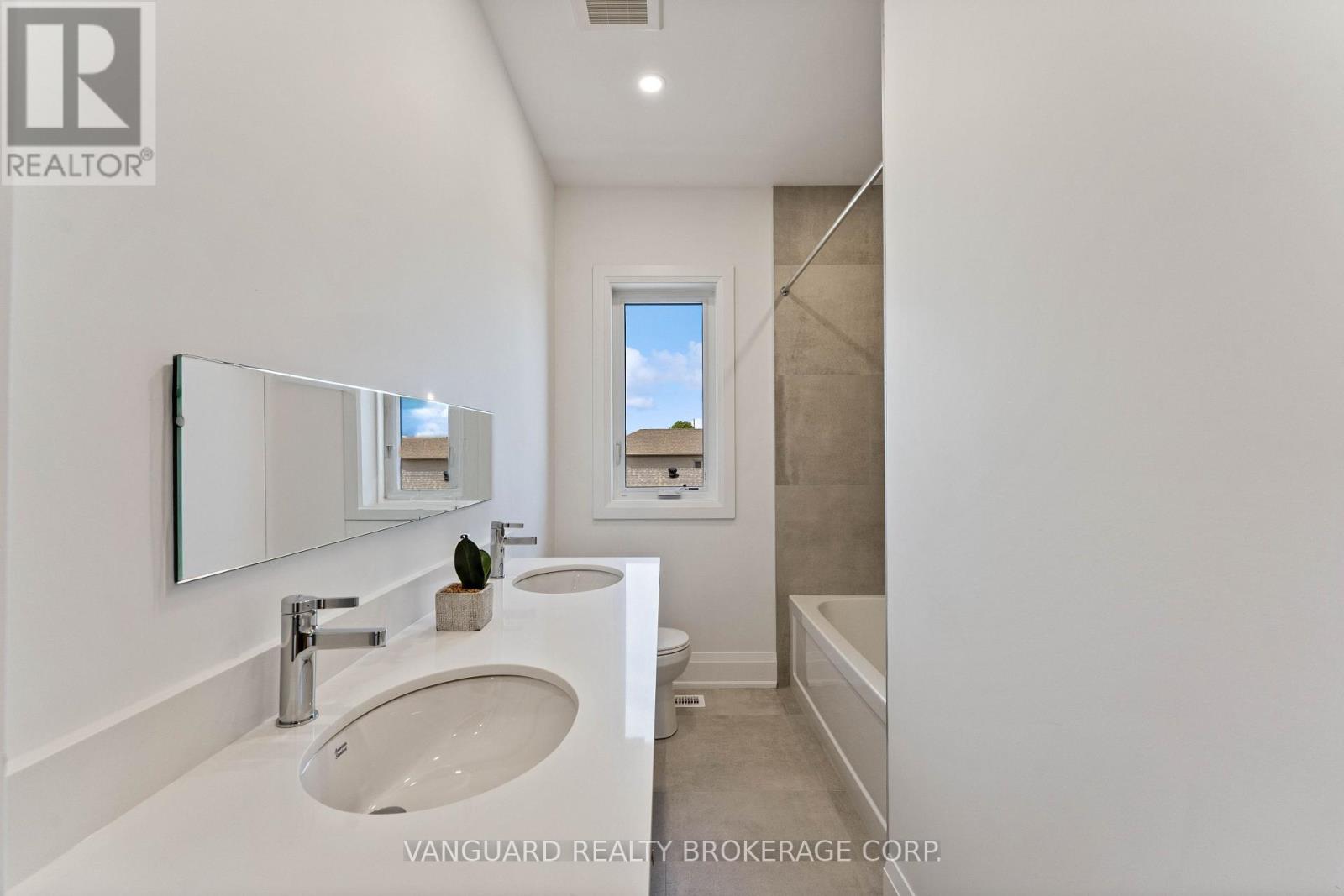 A - 144 Winston Park Boulevard, Toronto, Ontario  M3K 1C5 - Photo 35 - W12212601