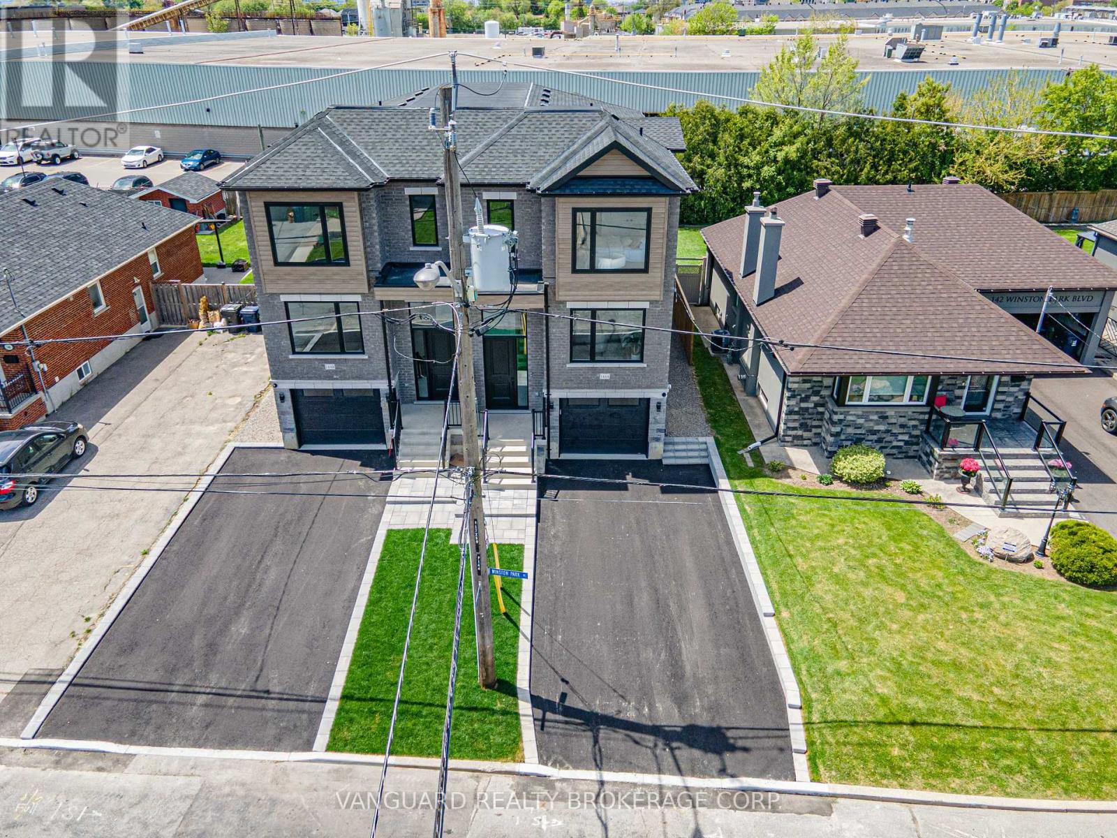 A - 144 Winston Park Boulevard, Toronto, Ontario  M3K 1C5 - Photo 4 - W12212601