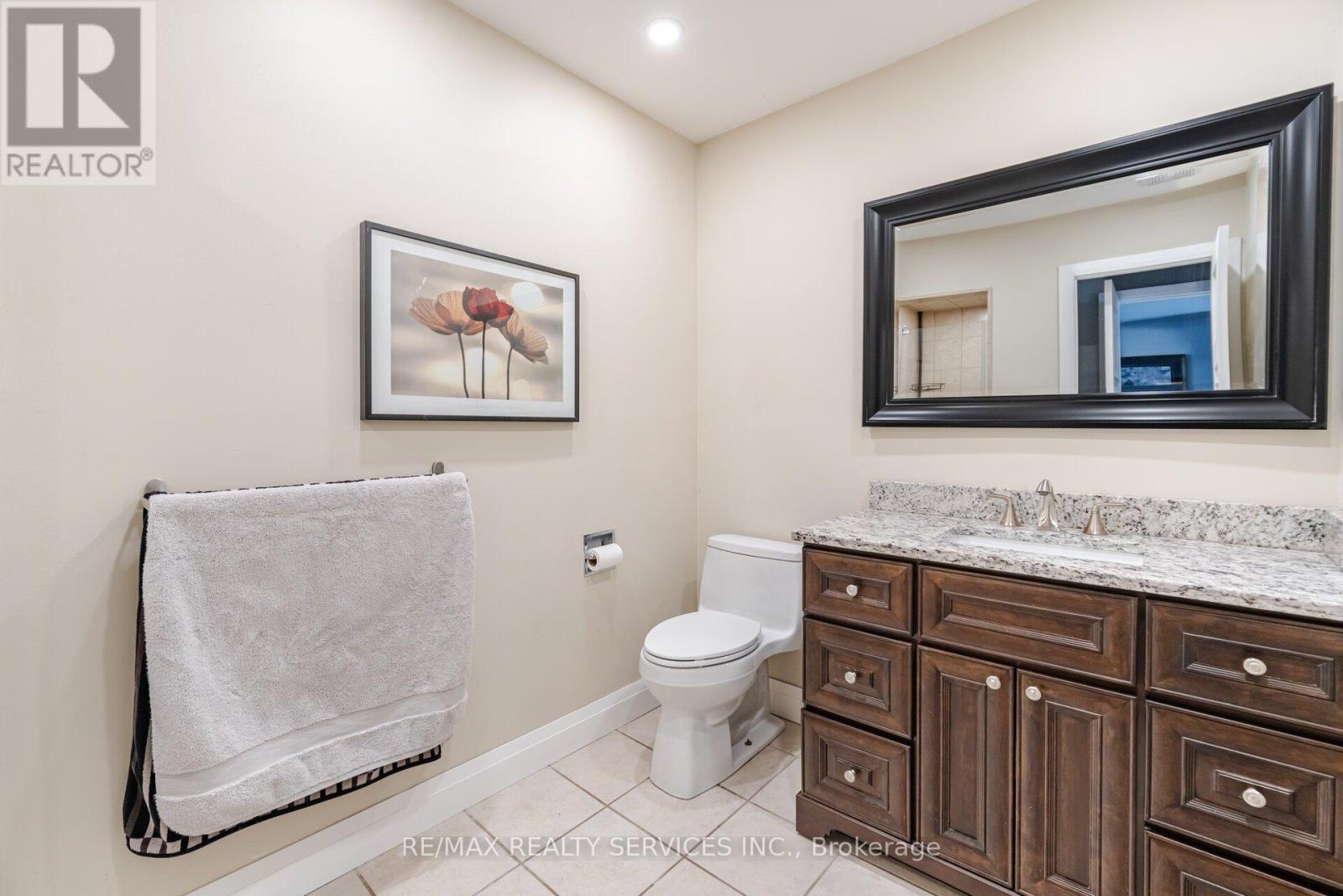 13 Royal Palm Drive, Brampton (Heart Lake East), Ontario  L6Z 1P1 - Photo 29 - W12212615