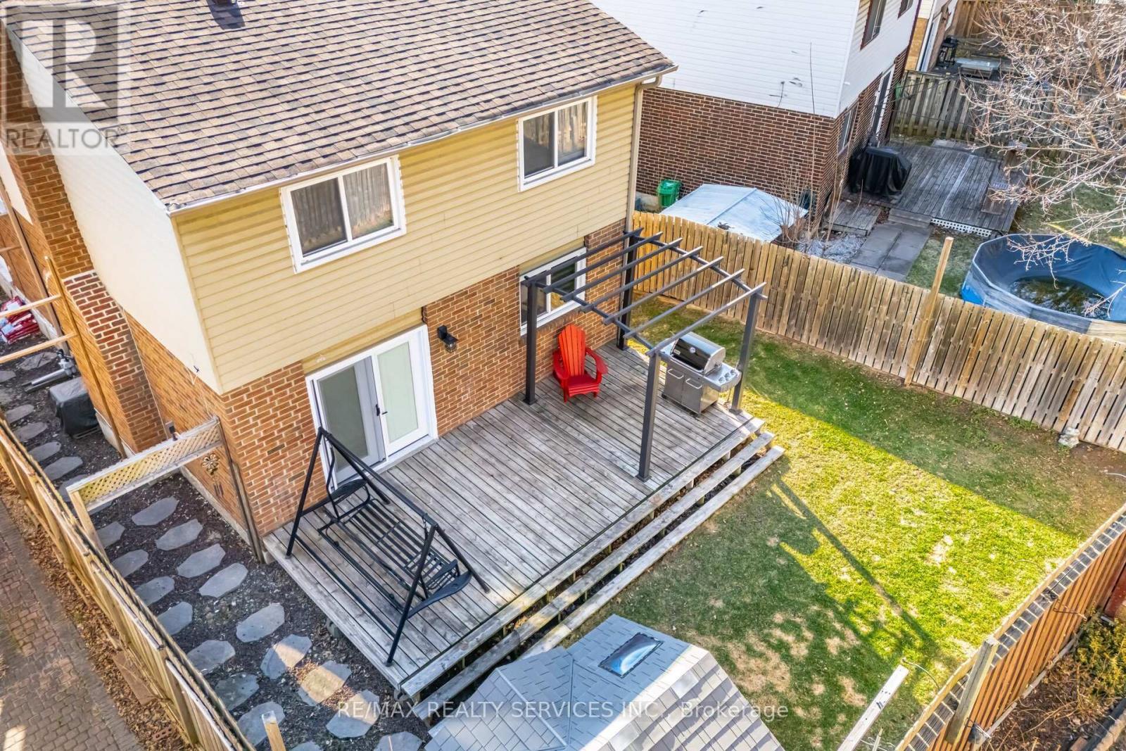 13 Royal Palm Drive, Brampton (Heart Lake East), Ontario  L6Z 1P1 - Photo 46 - W12212615