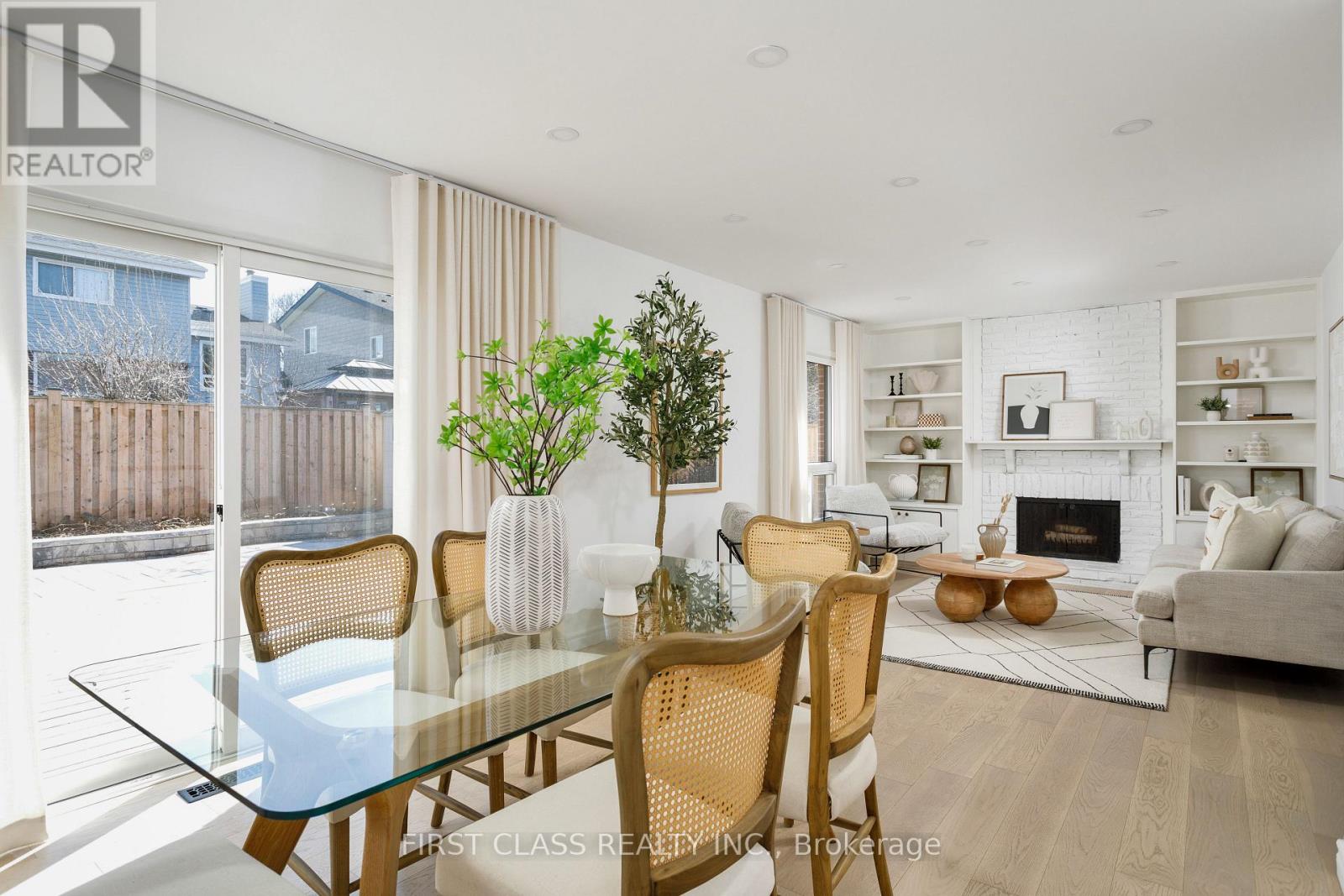 4240 Taffey Crescent, Mississauga (Erin Mills), Ontario  L5L 2J2 - Photo 7 - W12212638