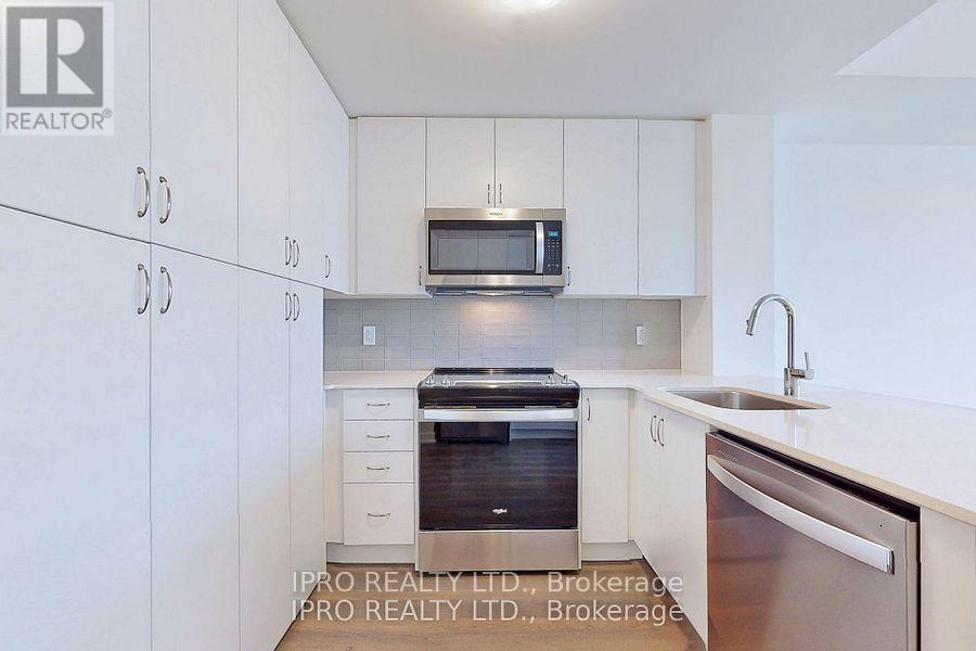 705 - 3200 William Coltson Avenue, Oakville (Jm Joshua Meadows), Ontario  L6H 7C2 - Photo 13 - W12212666