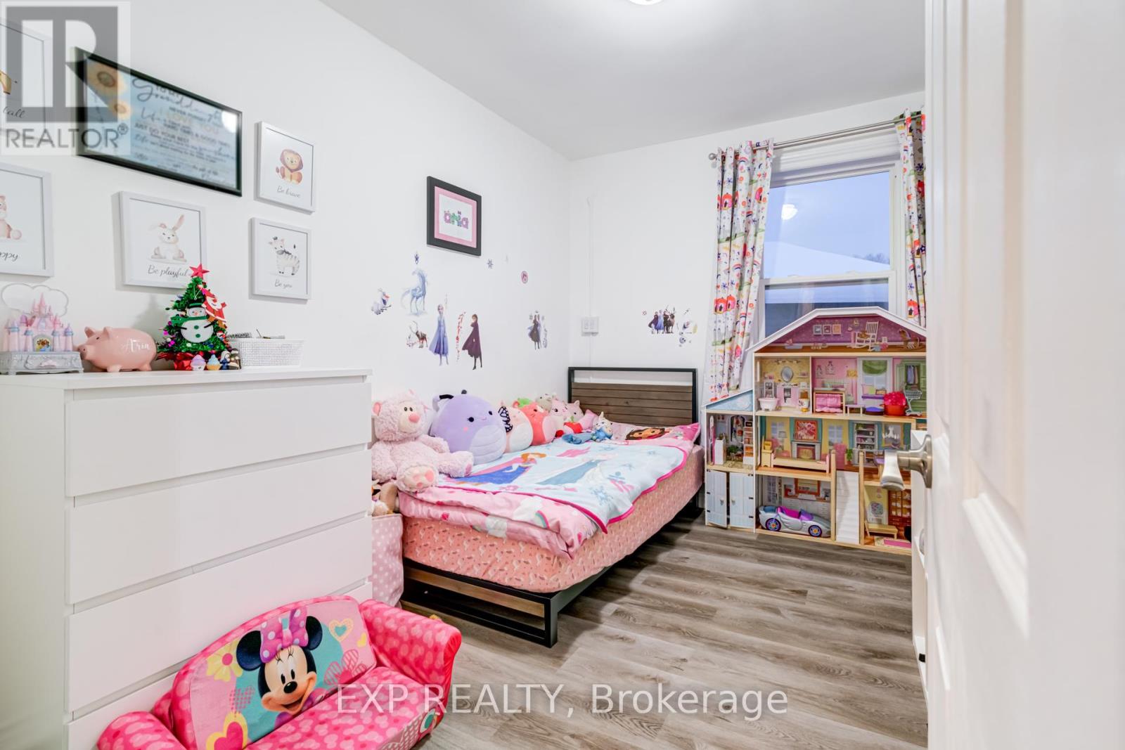 3 Jodphur Avenue, Toronto (Humberlea-Pelmo Park), Ontario  M9M 2J3 - Photo 13 - W12212679