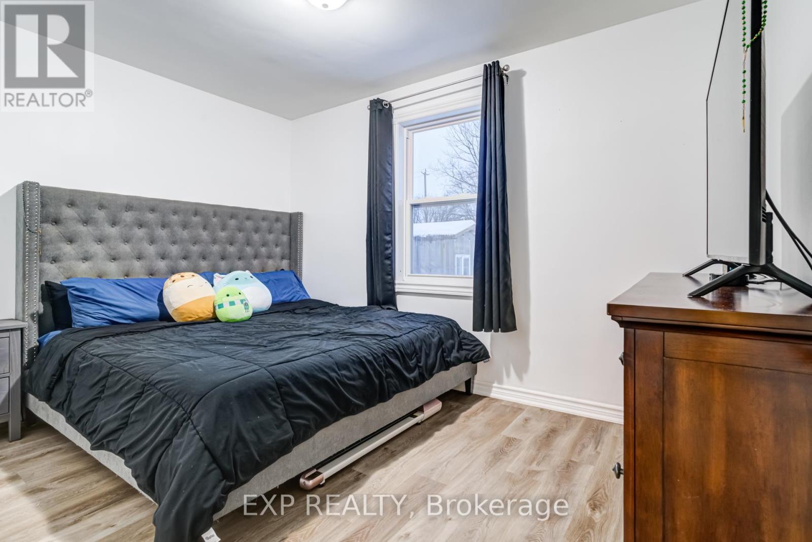 3 Jodphur Avenue, Toronto (Humberlea-Pelmo Park), Ontario  M9M 2J3 - Photo 9 - W12212679